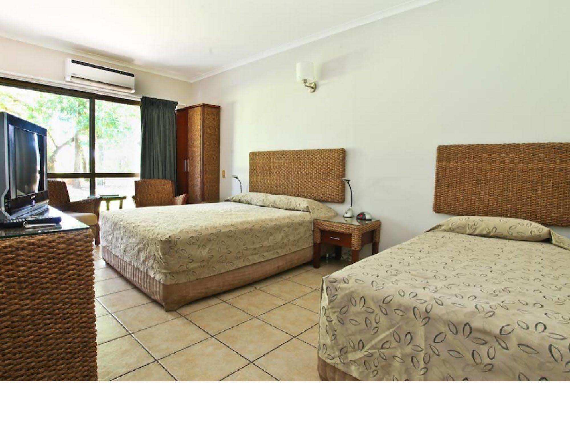 Aurora Kakadu Hotel Bagian luar foto
