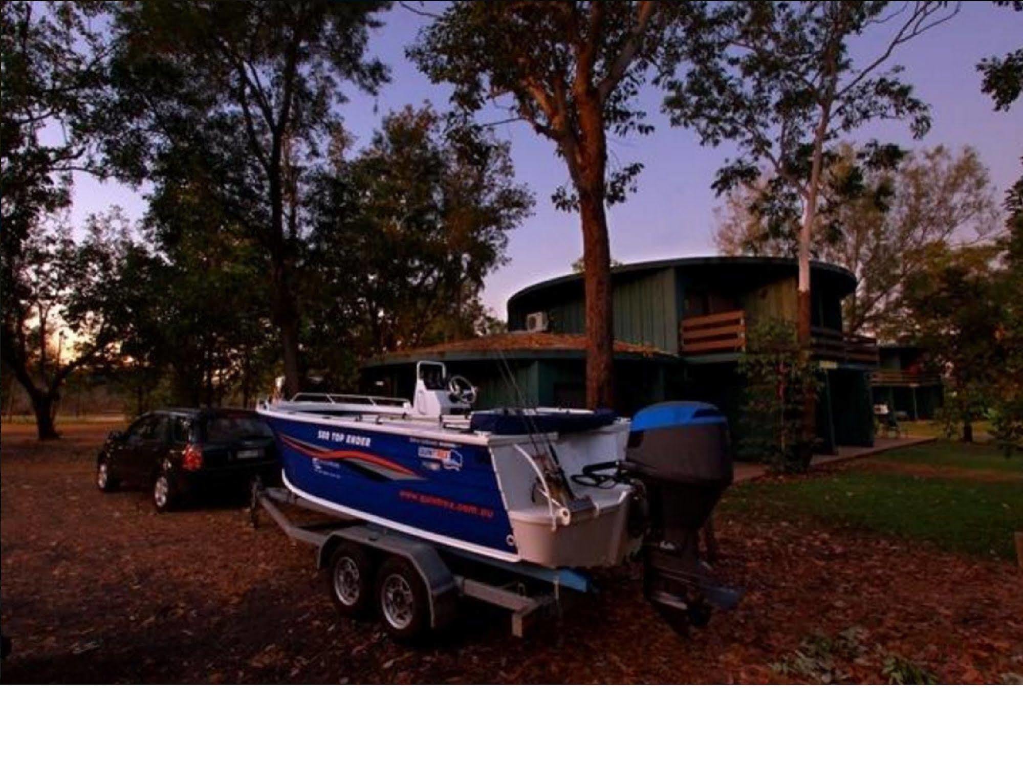 Aurora Kakadu Hotel Bagian luar foto