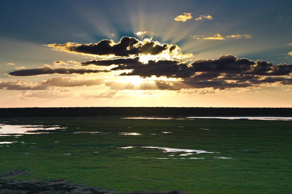 Aurora Kakadu Hotel Bagian luar foto